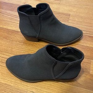 Women’s Kensie Boots